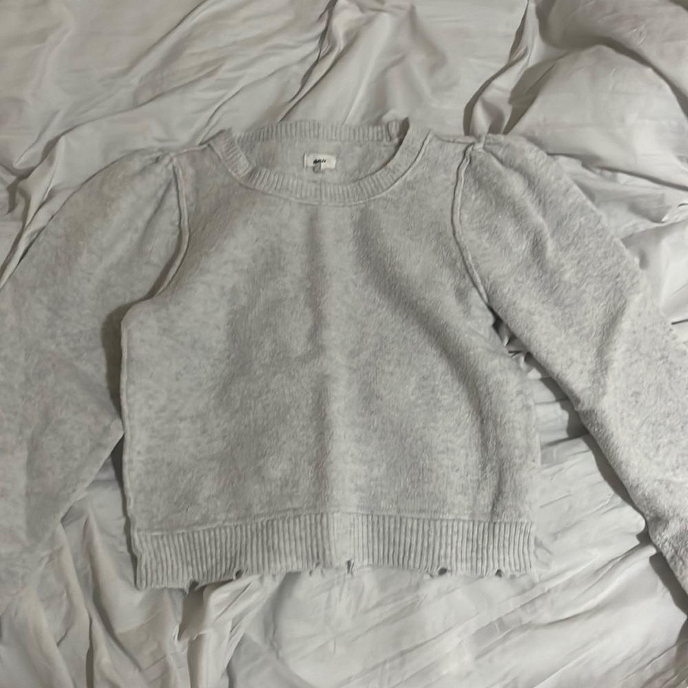 Long sleeve cropped sweater